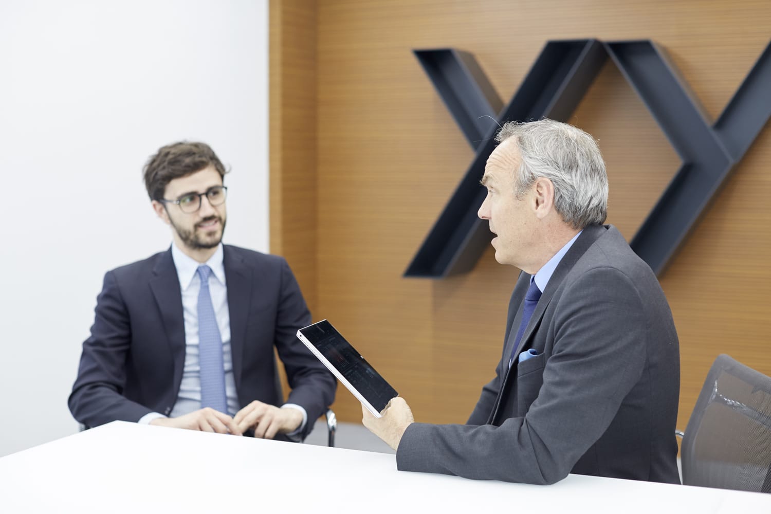 XY consultants meeting